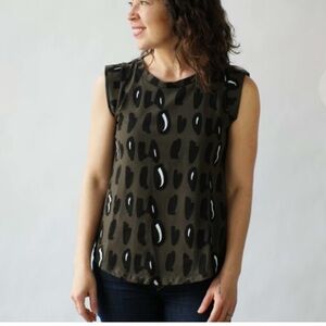 Nooworks muscle tee in Olive Dots